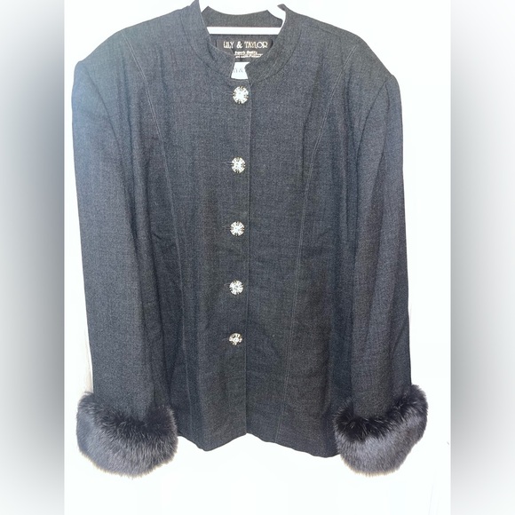 Lily & Taylor Women's Black Blazer with Fox Fur Cuffs - Picture 2 of 11